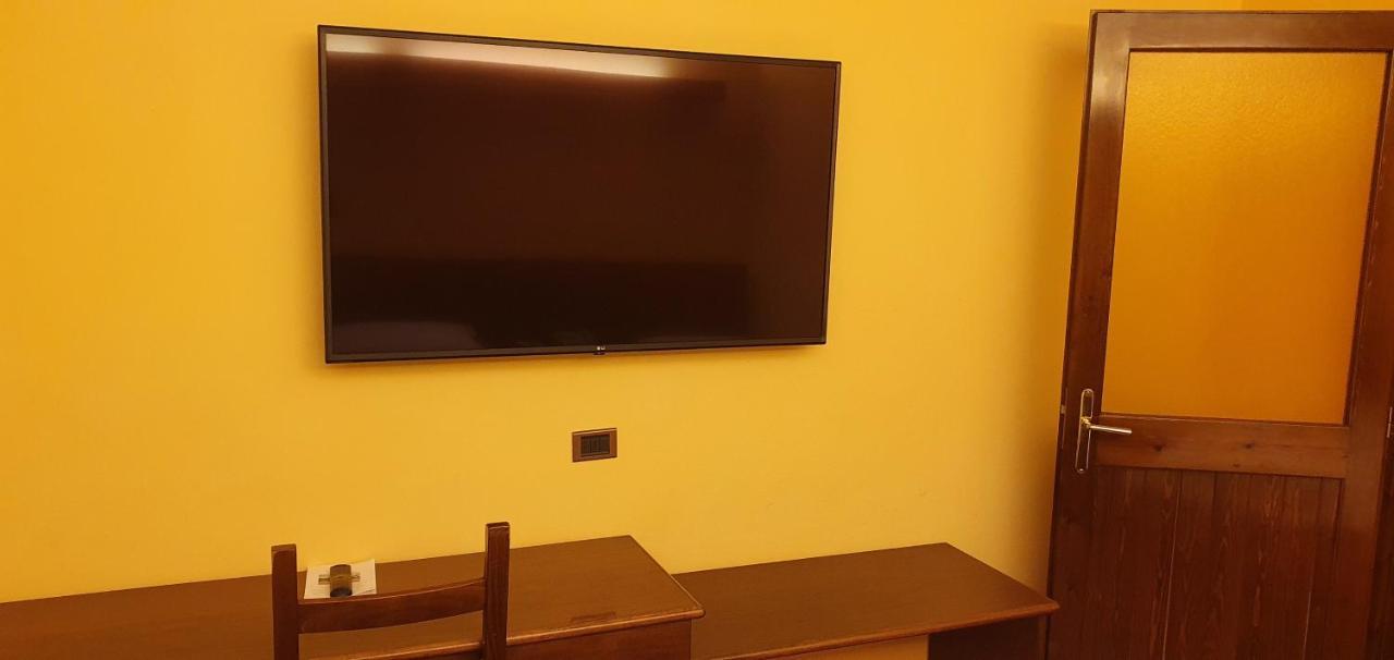 Il Carrettino Country Hotel Tortona Ngoại thất bức ảnh