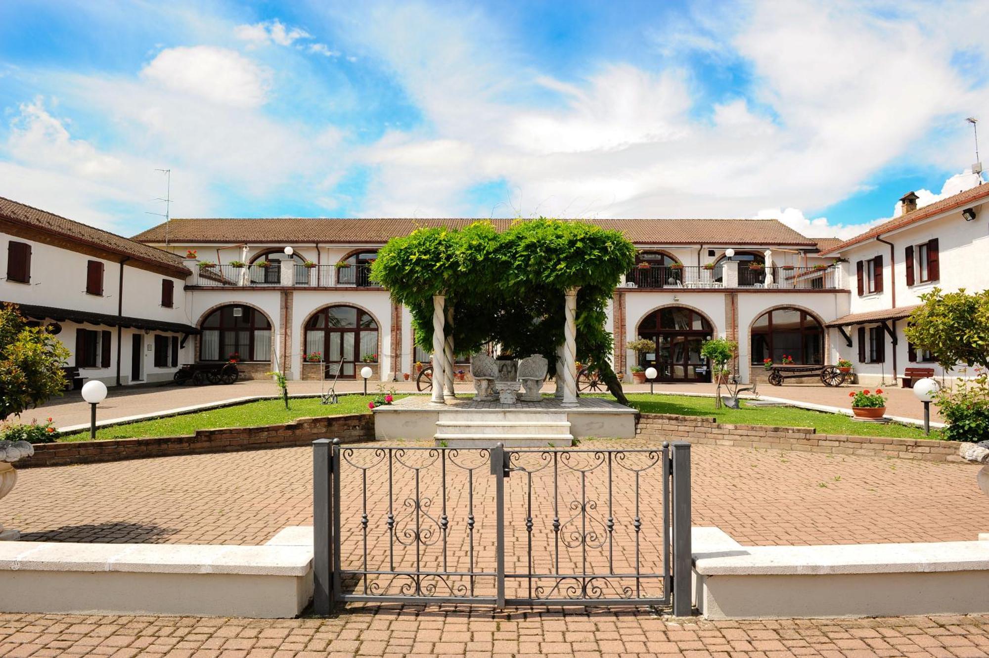Il Carrettino Country Hotel Tortona Ngoại thất bức ảnh